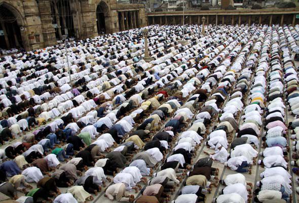 Number of Muslims in Italy rockets from 2,000 to 2 Million within 5 decades