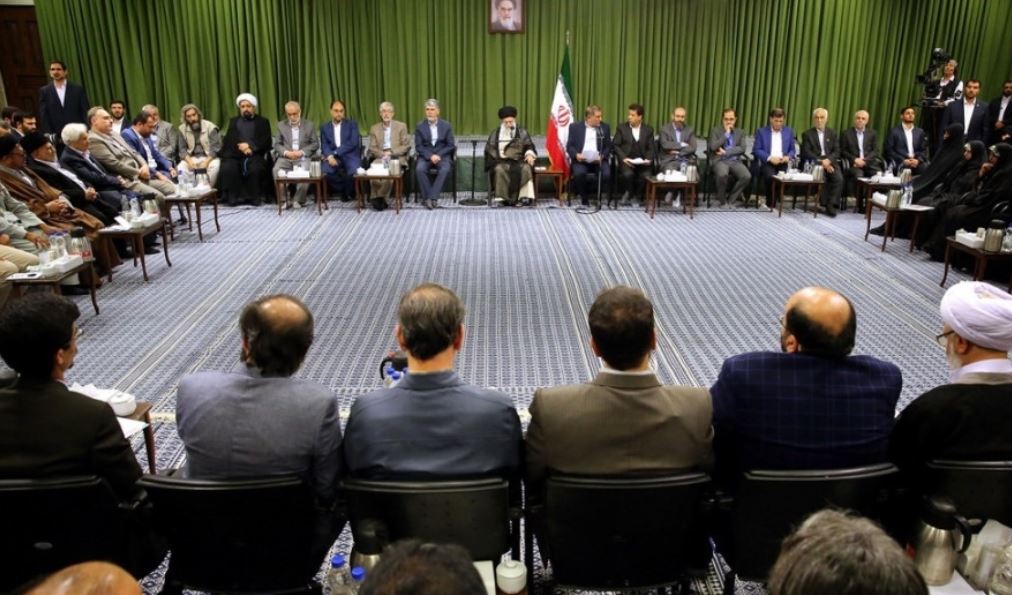 Ayatollah Khamenei urges protection of Persian poem virtues