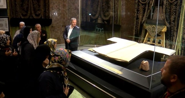 Prophet Muhammad's cloak back on display for Ramadan tradition  