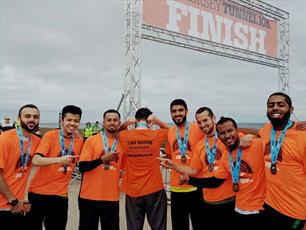 UK Muslims Run While Fasting to Help Others