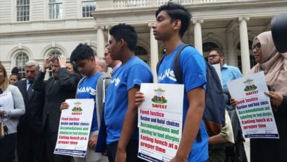 New York Students Rally for Halal Meals