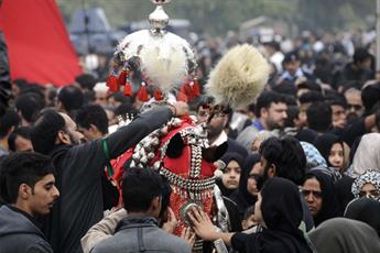 Pakistan: Chehlum of Imam Hussain being observed amid tight security