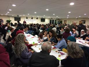 Brussels Mosque Hosts Christmas Dinner