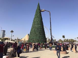 Muslim businessman buys giant Christmas tree 