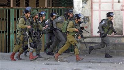 Israeli troops abducted 15 Palestinians including 5 minors