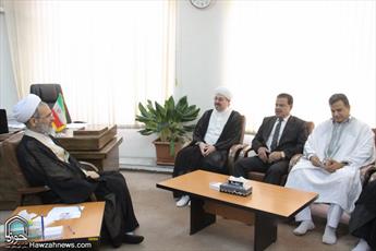 Ayatollah Arafi receives Syrian, Tunisian scholars