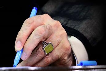 Leader offers condolences on cleric’s demise