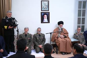 Le Leader reçoit les commandants de la marine