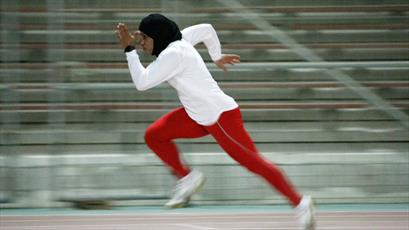 Libération offre une tribune à des femmes musulmanes qui défendent le hijab de sport