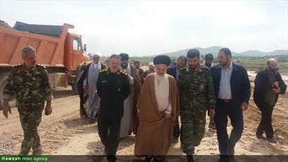 Ayatollah Hosseini-Buchehri a visité les régions du pays touchées par les inondations