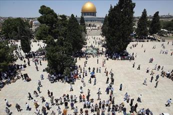 200 000 fidèles ont participé à la seconde prière du vendredi à Al Aqsa