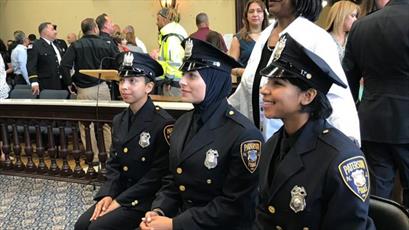 Serein Tamimi, la première femme officiée de police voilée de Paterson