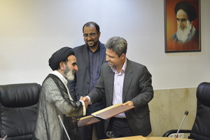 مرکز خدمات حوزه‌ و بیمه آسیا قرارداد همکاری امضا کردند