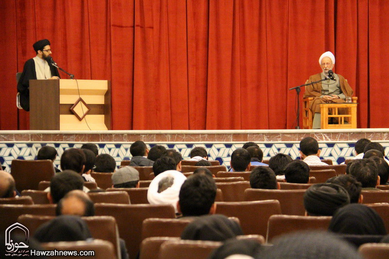 تصاویر/ دیدار تعدادی از شیعیان شبه قاره هند  با آیت الله مصباح یزدی