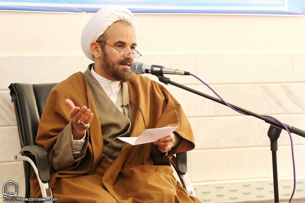 فلاح‌زاده: یکی از مصادیق جهاد تبیین، توضیح مبانی رؤیت هلال است