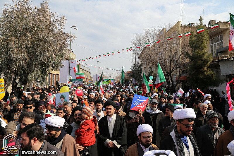 تصاویری از   راهپیمایی ۲۲ بهمن در قم