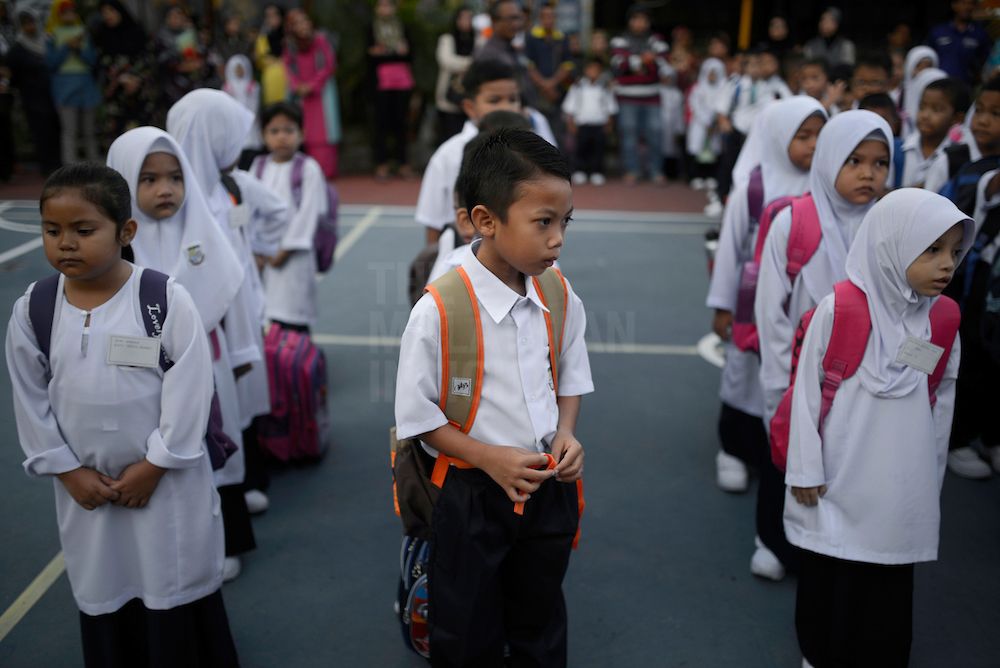 برگزاری نماز جماعت در مدارس مالزی اجباری می‌شود