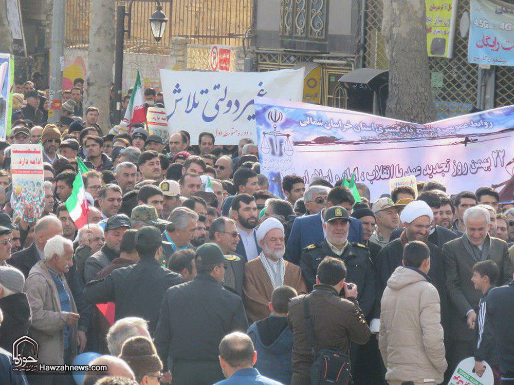 تصاویر/ راهپیمایی ۲۲ بهمن در بجنورد