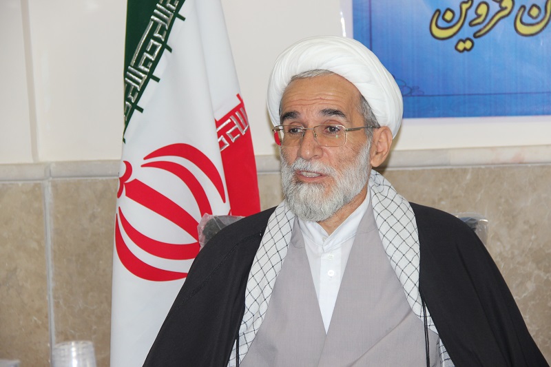 رواج ناامیدی در جامعه و ناکارآمد نشان دادن نظام مهمترین استراتژی دشمن است