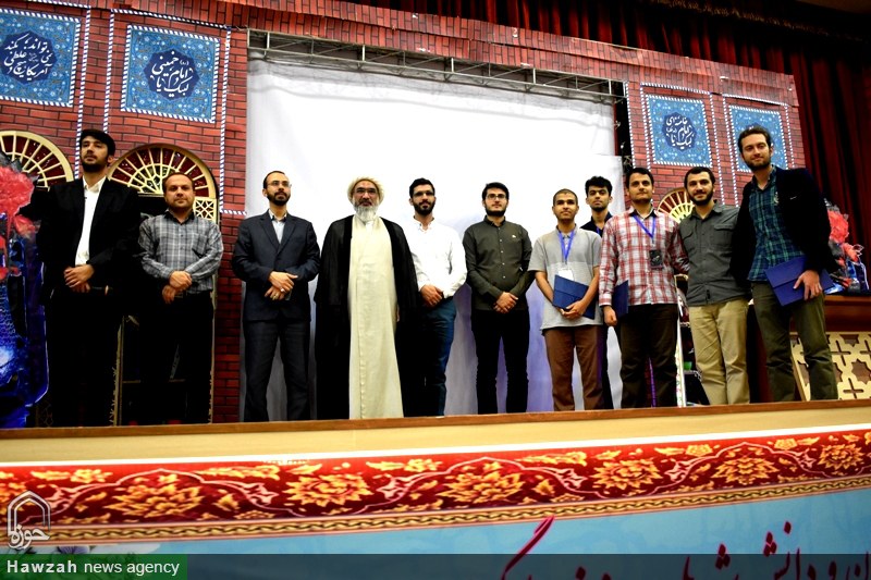 تصاویر/ اختتامیه پنجمین دوره گفتمان سازی و مطالبه گری تخصصی اقتصاد مقاومتی در بوشهر