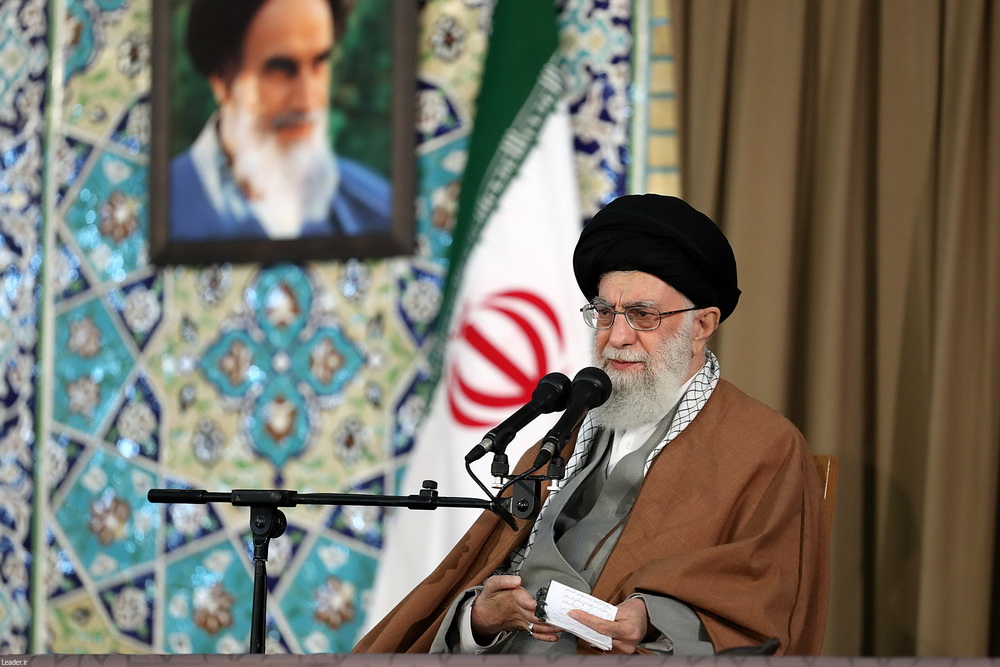 اعلام آمادگی اساتید، مدیران و نخبگان بسیجی حوزه علمیه قم برای کمک به تحقق شعار سال