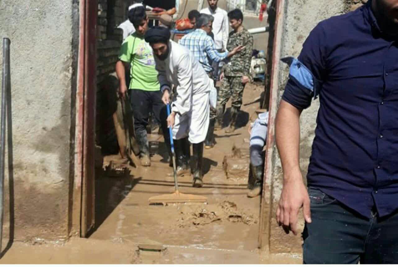  نمایندگان طلاب   به کمک سیل زدگان بشتابند/ این مصائب دردناک در اثر بی تدبیری بود