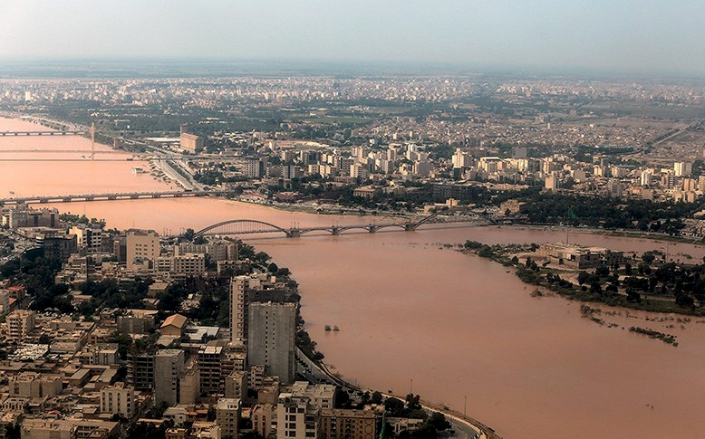 اخطار ستاد بحران خوزستان به مردم / شهروندان از نزدیک شدن به رودخانه‌ها پرهیز کنند