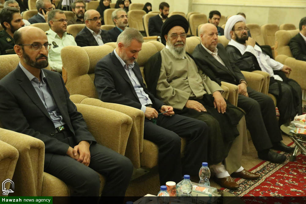 تصاویر/ همایش چهلمین سالگرد برپایی نماز جمعه در اصفهان