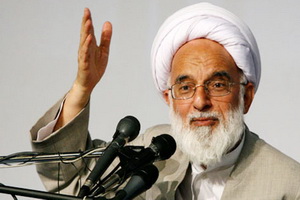 جهان امروز بیش از هر زمانی نیازمند حضور آگاهانه علماست/ انتخابات ایران نماد مردم سالاری دینی است