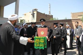 دیدار خادمان حرم امام رضا(ع) با جمعی از طلاب غیرایرانی در تبریز  