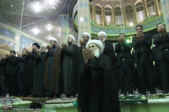 نمازهای جماعت به امامت مراجع عظام تقلید در جمکران برگزارمی شود