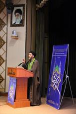 جشنواره بین المللی شعر «رسول مهربانی» در قم برگزار شد