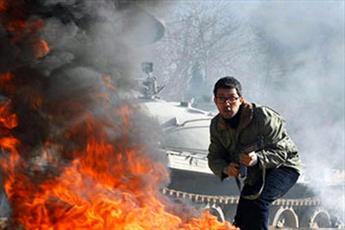 با فیلم هایی چون «بیداری» نمی توان انقلاب را معرفی کرد  