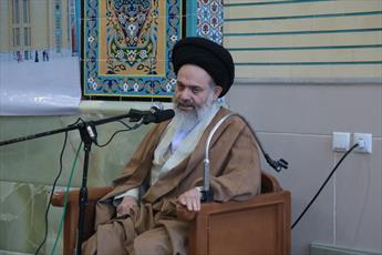 بد اخلاقی در عرصه انتخابات نگاه مردم را تغییر می دهد/ انقلاب وظیفه طلاب را سنگین کرده است