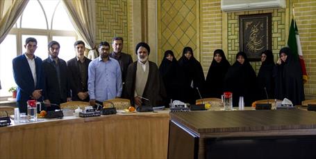 دستورات دینی در زمینه اجتماعی بیش از مسائل فردی است