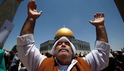 بر مسلمانان  واجب است برای نجات مسجد الاقصی متحد شوند
