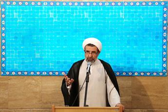 مرحوم سقای بی‌ریا مدارس و مراکز اسلامی در آمریکا را توسعه داد