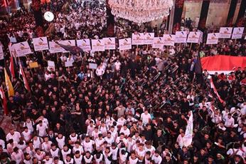 تجمع ۴ هزار دانشجوی عراقی از ادیان مختلف در حرم امام حسین(ع)