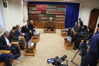 مجلس  آموزش نخبه پروری را در دستور کار داشته باشد