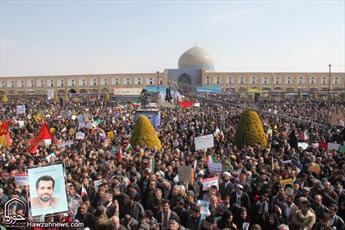 تصاویر/ راهپیمایی ۲۲ بهمن در اصفهان