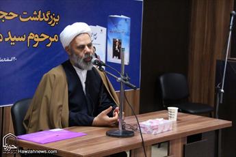 مرحوم مجاب از همه عمر خود برای ترویج اسلام بهره برد