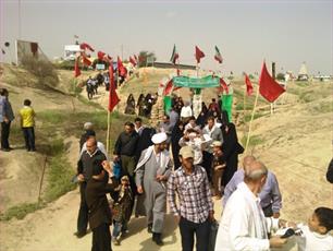 راهکارهای بهره مندی از ظرفیت های مردمی در راهیان نور بررسی شد