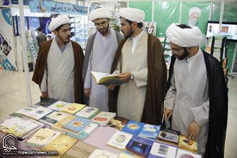 برگزاری مسابقه کتابخوانی کتاب «ادب فنای مقربان» در نمایشگاه قرآن