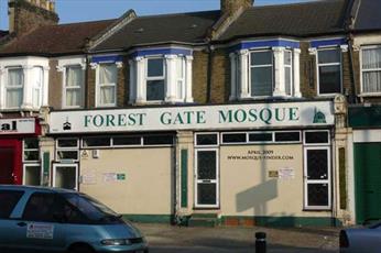 سه مسجد در لندن یادداشت‌های تهدیدآمیز دریافت کردند