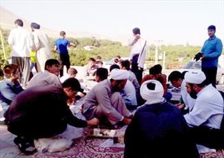 برگزاری ارودی تهذیب اساتید و طلاب مدرسه علمیه امام خمینی(ره) شهرستان سنقر