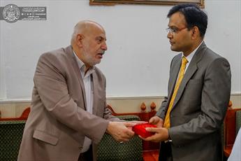 سفیر هند در عراق: امام علی(ع) نماد انسانیت است