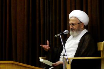 جمهوری اسلامی ایران  ارتباط حسنه خود با کشورهای اسلامی را  حفظ کند