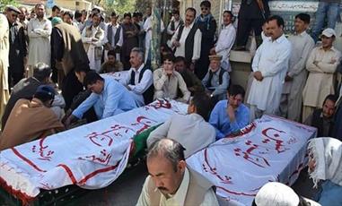 تحصن خانواده‌های قربانیان حادثه تیراندازی کویته پاکستان