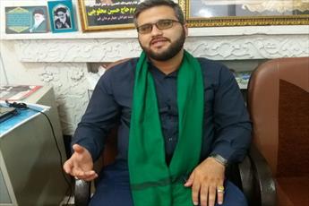 متاسفانه برخی به دنبال جذب بیشتر افراد به هیئت به هر بهانه ای هستند/اخلاق و رفتارمان باید رنگ و بویی از امام حسین(ع) داشته باشد