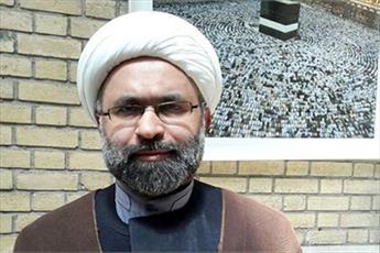 پیکر روحانی مضروب مقابل متروی امام خمینی(ره) تشییع شد